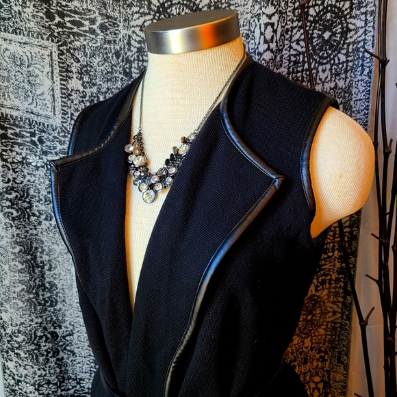 J.Mc Laughlin...GORGEOUS VEST - Picture 3 of 4
